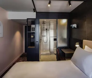 TRIBE Paris Batignolles