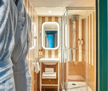 Mercure Paris Butte Montmartre Basilique