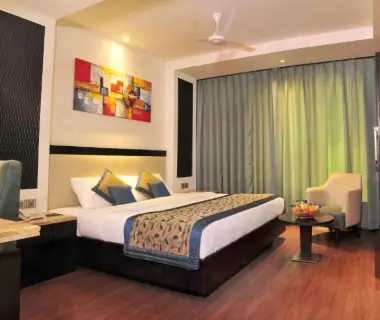 Hotel City Star at City Centre with Free Airport Pickup