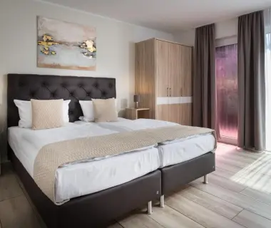 GLEUEL INN HOTEL - Serviced Apartments
