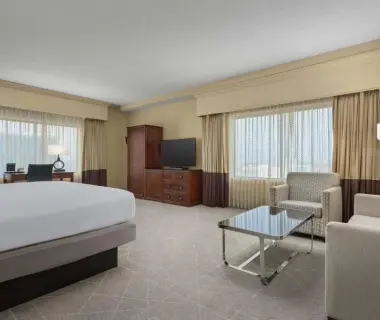 DoubleTree by Hilton Chicago O'Hare Airport-Rosemont