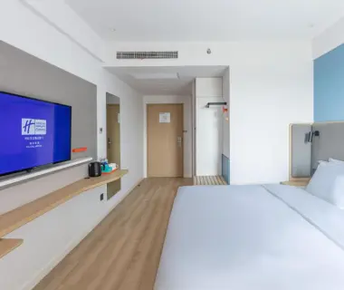 Holiday Inn Express Shanghai Pudong Airport by IHG