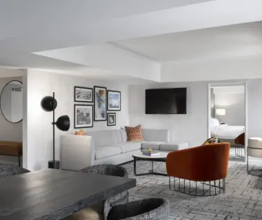 voco Chicago Downtown - Riverwalk by IHG