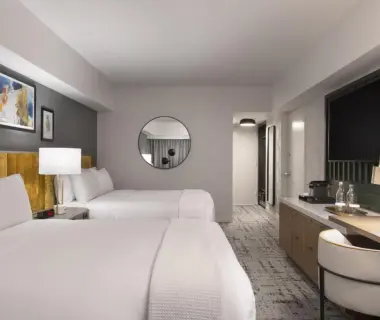 voco Chicago Downtown - Riverwalk by IHG