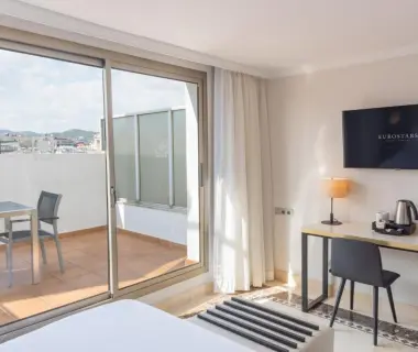 Eurostars Cristal Palace