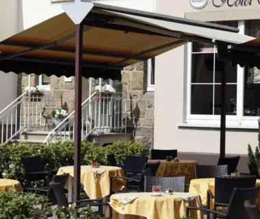 Rosengarten Hotel & Cafe