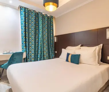 Hotel Riviera OPERA Cadet