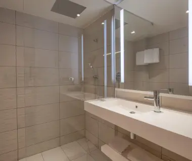 Radisson Blu CDG Airport Terminal Hotel, Paris