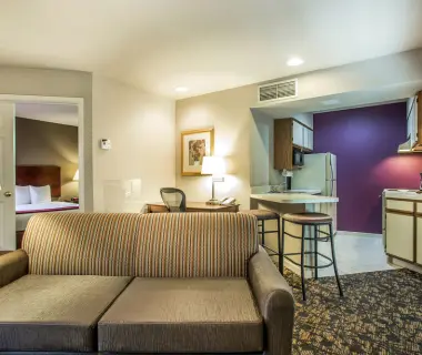 Quality Suites Buckhead Village