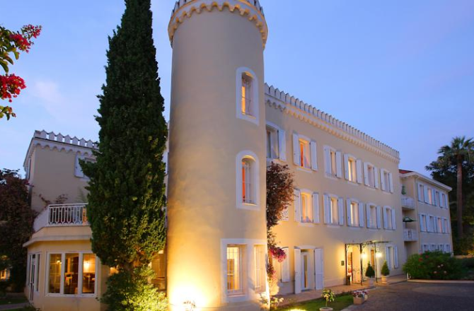 Hotel Chateau de la Tour