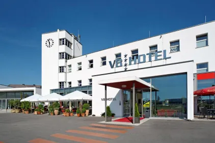 V8 HOTEL Motorworld Region Stuttgart