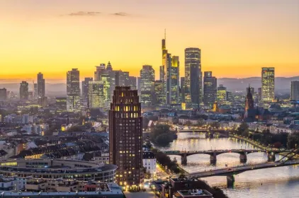 Main Plaza | Suite Tower