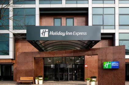 Holiday Inn Express Amsterdam - Sloterdijk Station, an IHG Hotel