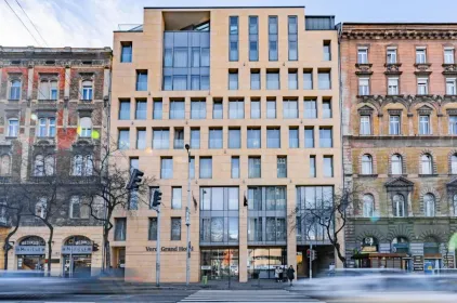 Akeah Verdi Budapest