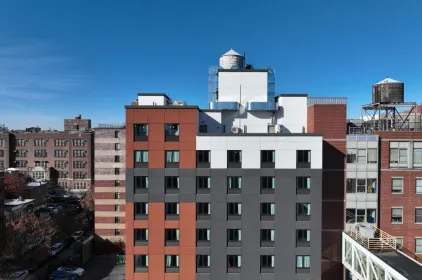 Holiday Inn Express & Suites Bronx - Zoo Area by IHG