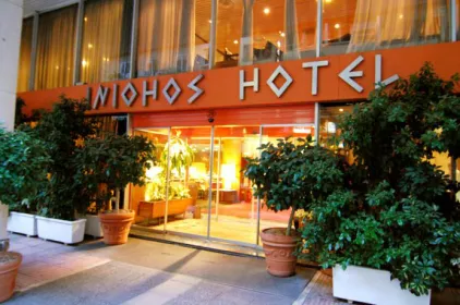 Iniohos Hotel
