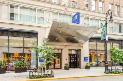 TRYP by Wyndham Times Square South