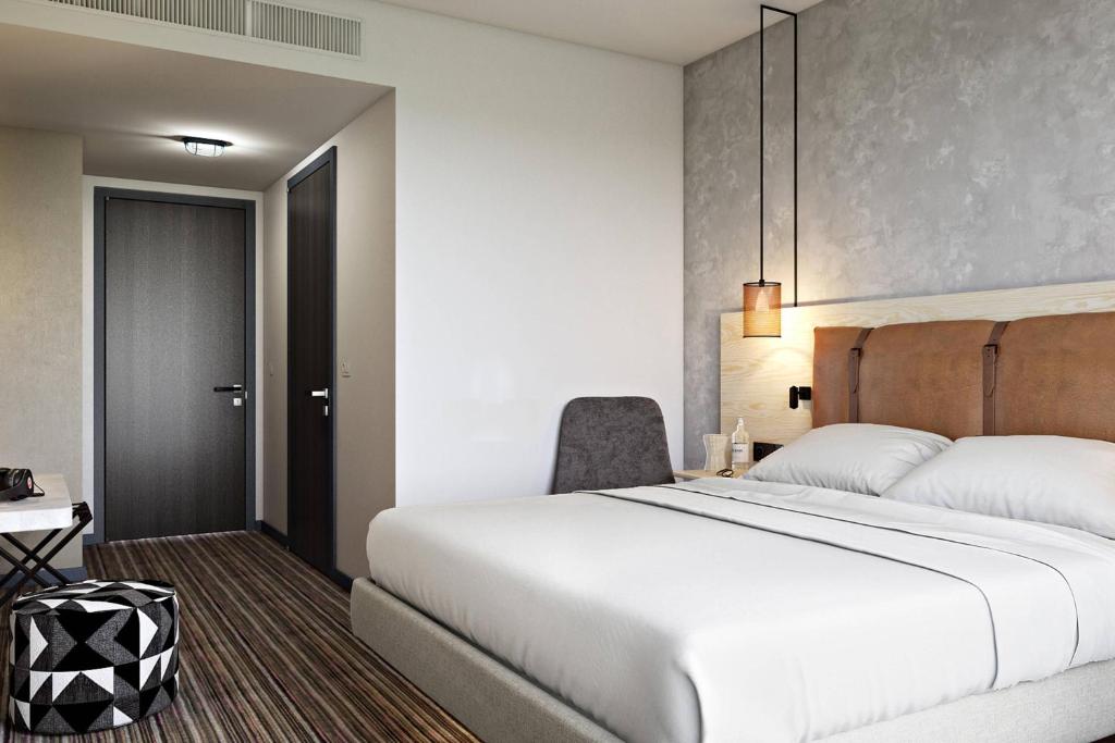 Moxy Duesseldorf South Hotel 3☆ | Düsseldorf, Germany | TradeFairTrips